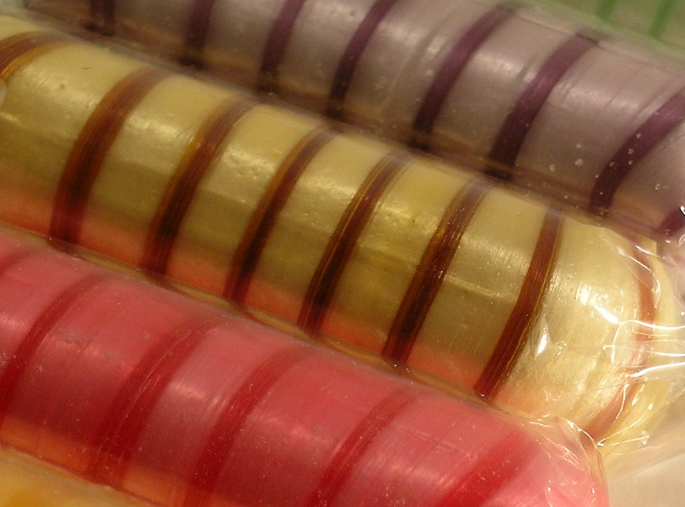 maessmogge_gefuellt_jonasch_confiserie_basel